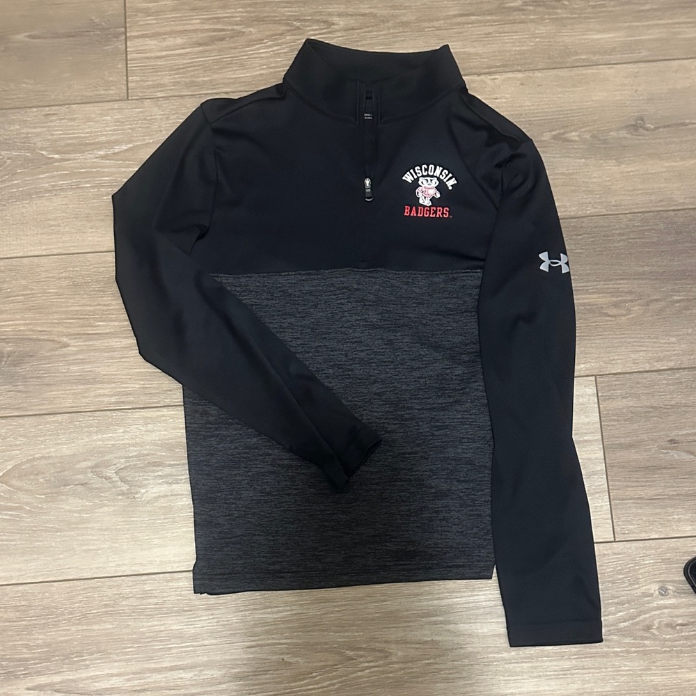 Under Armour Black and Gray Wisconsin Badgers Pullover